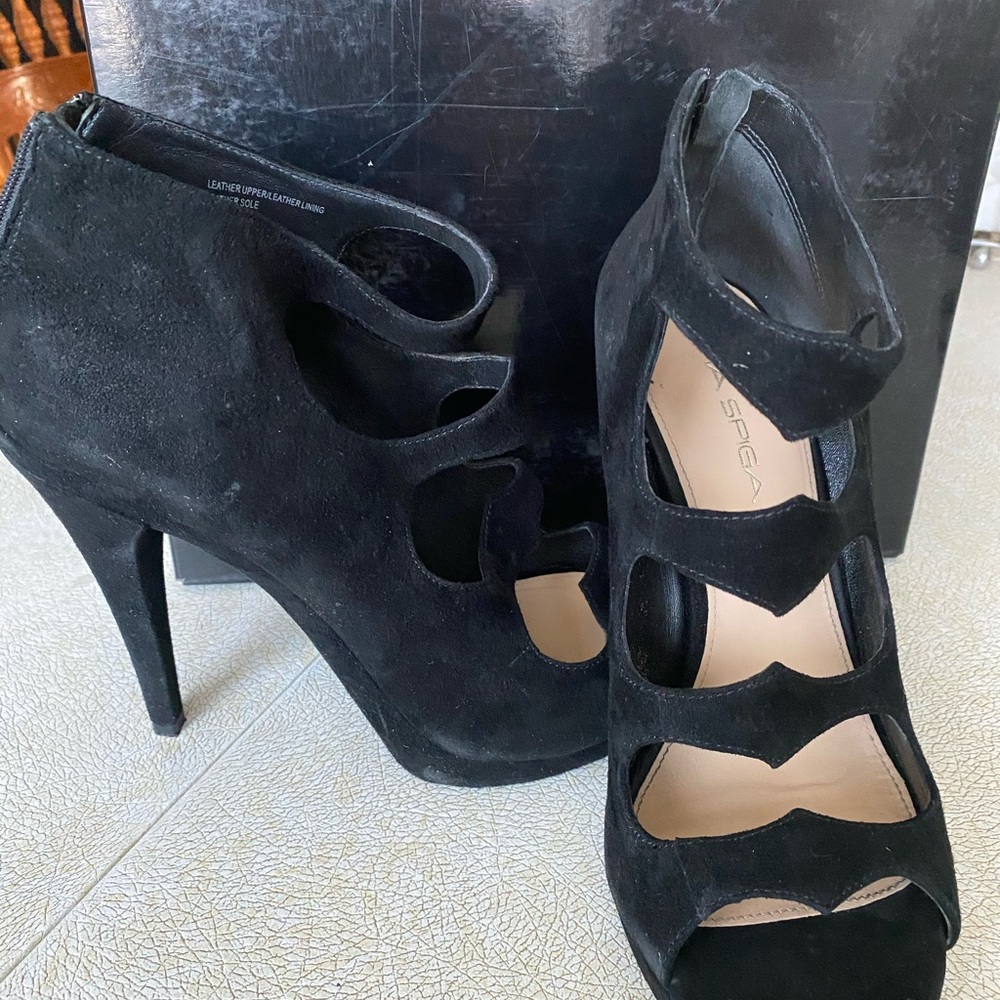 Via Spiga heels size 7.5